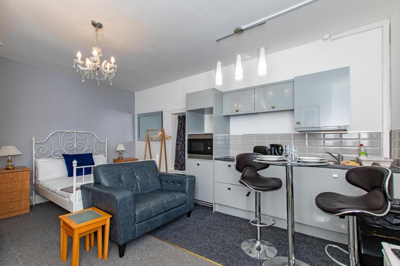 חלנדודנו Montague House Apartments מראה חיצוני תמונה