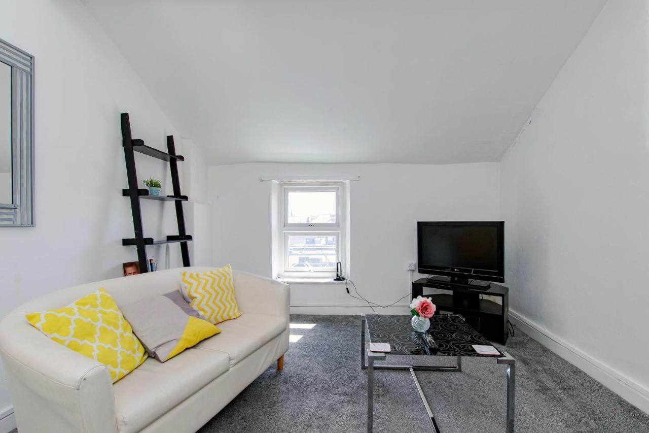 חלנדודנו Montague House Apartments מראה חיצוני תמונה