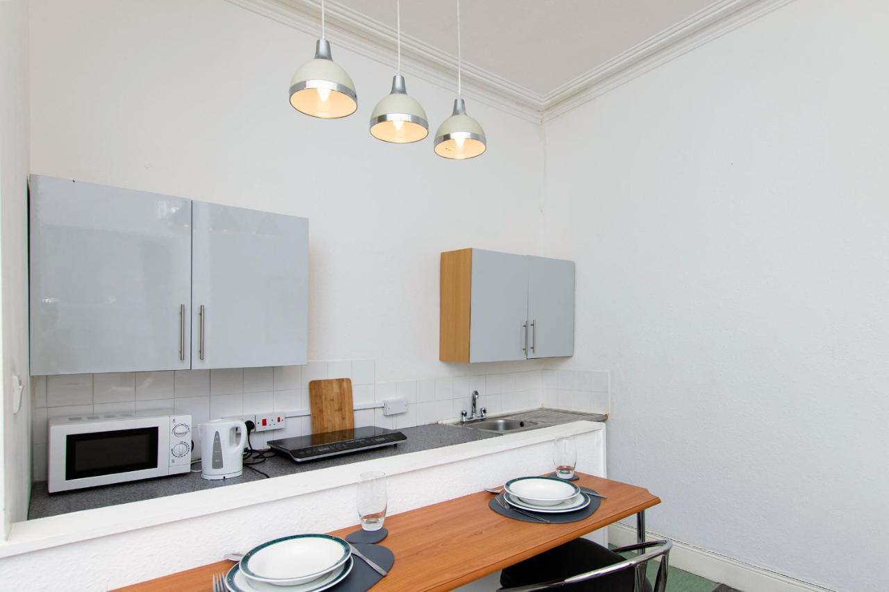 חלנדודנו Montague House Apartments מראה חיצוני תמונה