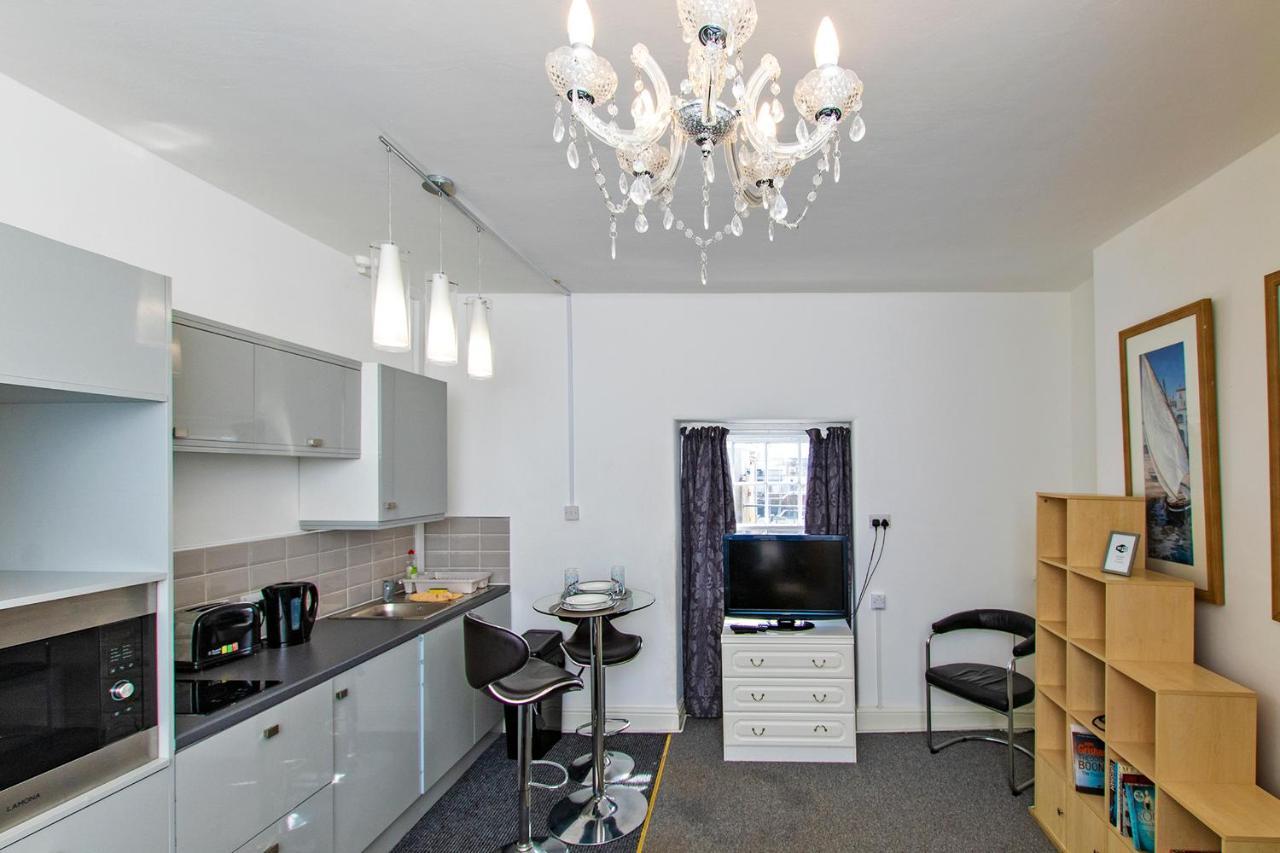 חלנדודנו Montague House Apartments מראה חיצוני תמונה