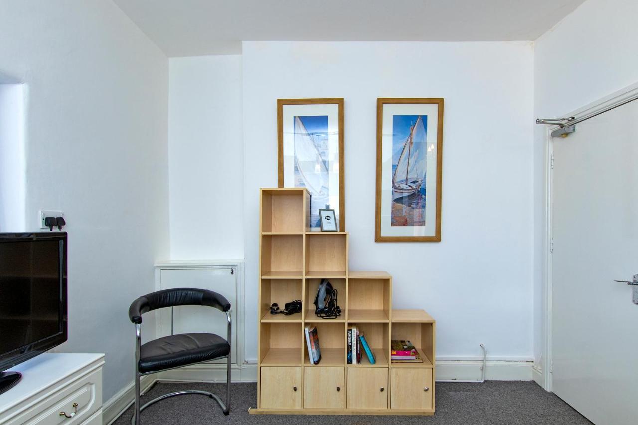 חלנדודנו Montague House Apartments מראה חיצוני תמונה