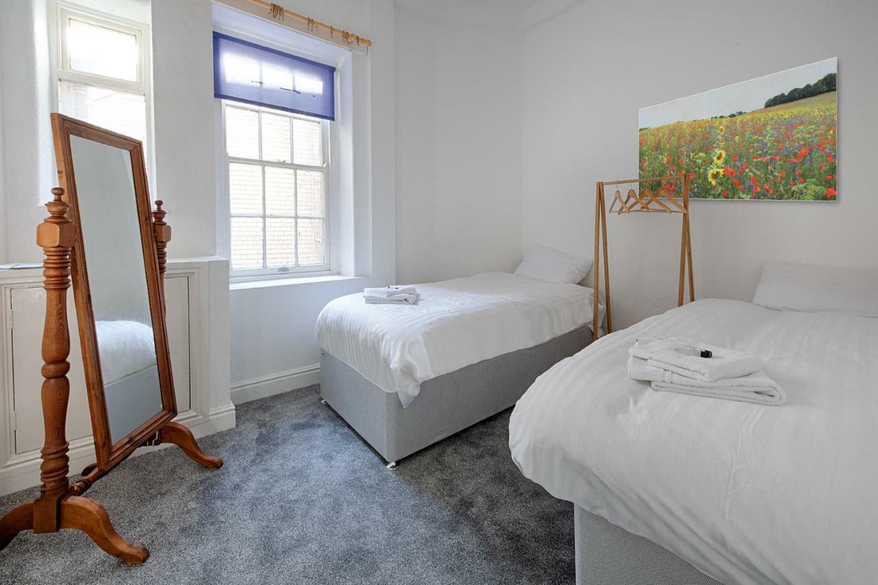 חלנדודנו Montague House Apartments מראה חיצוני תמונה